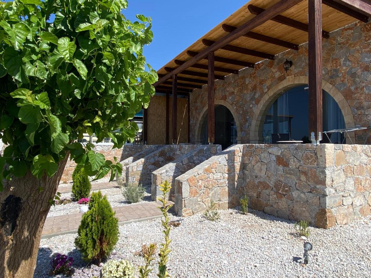 Blue Sky Apartment Frangokastello Екстериор снимка