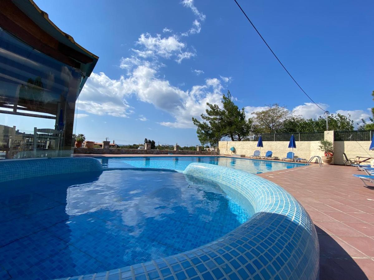 Blue Sky Apartment Frangokastello Екстериор снимка