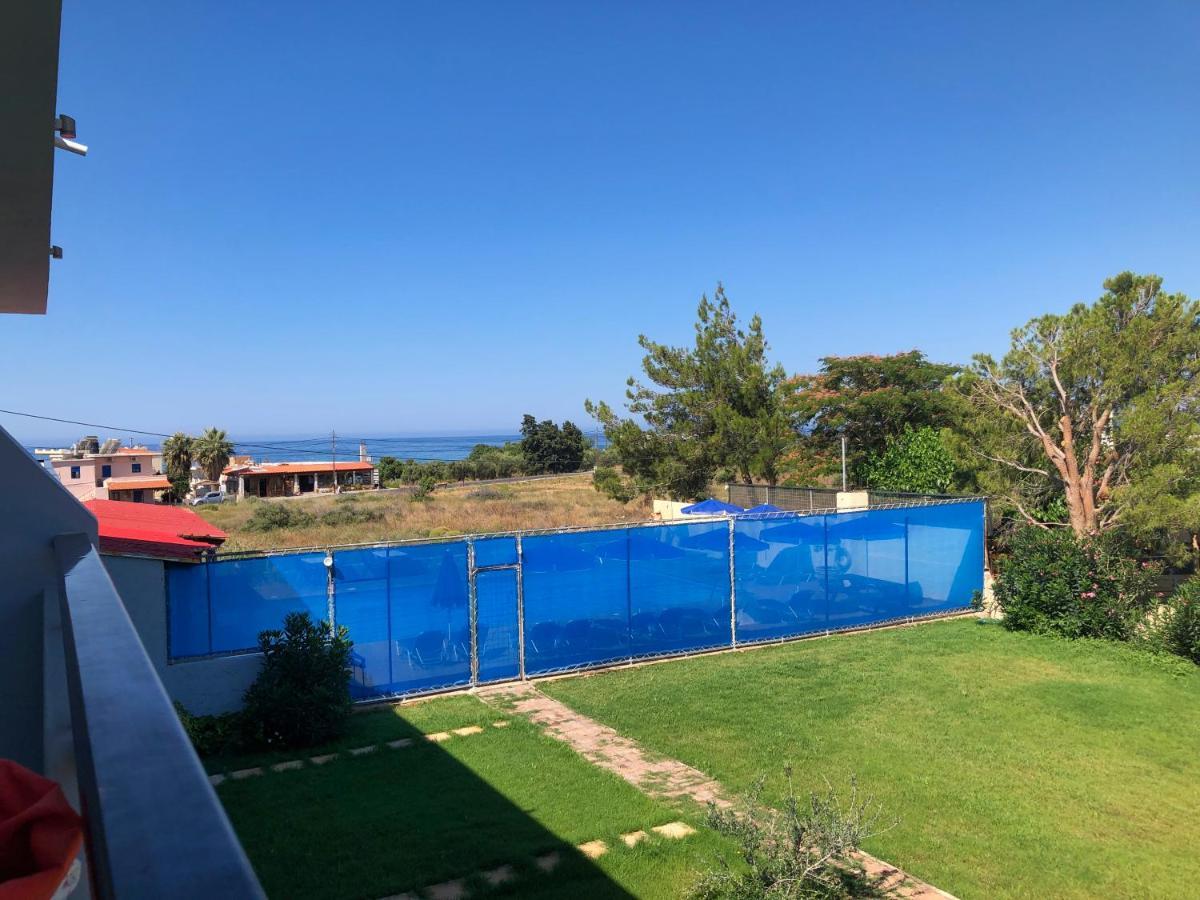 Blue Sky Apartment Frangokastello Екстериор снимка