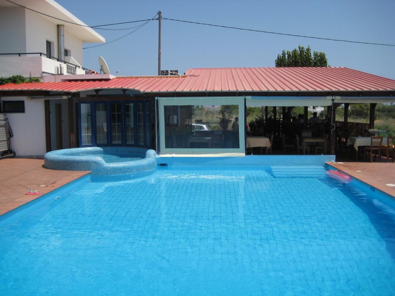 Blue Sky Apartment Frangokastello Екстериор снимка